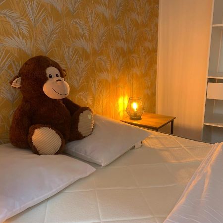 Escapade Tropicale Apartment Bayeux Ngoại thất bức ảnh